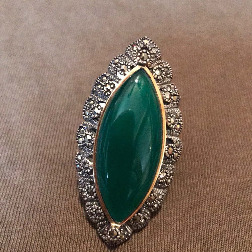Ring - Picture 3 of 6